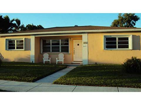 361 E 60 St, Hialeah, FL 33013 photo 1