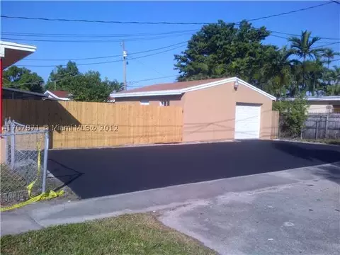 491 SE 3 St, Hialeah, FL 33010 photo 3