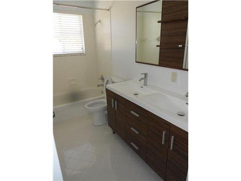 1007 Silktree Ln, Weston, FL 33327 photo 12