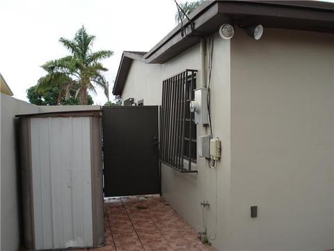 448 W 12 Pl, Hialeah, FL 33010 photo 23