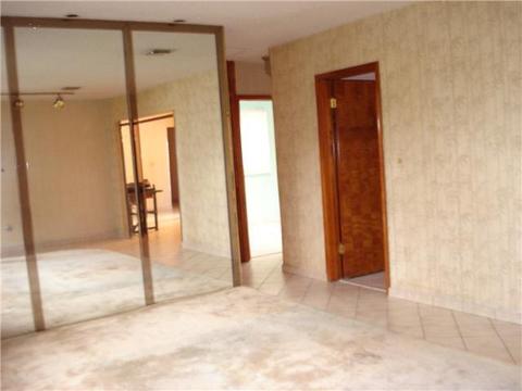 448 W 12 Pl, Hialeah, FL 33010 photo 4