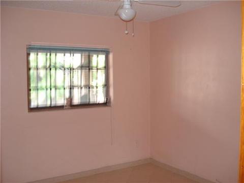 448 W 12 Pl, Hialeah, FL 33010 photo 14