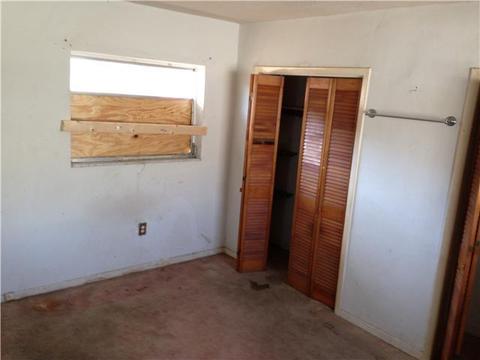 2634 W 8 Ct, Hialeah, FL 33010 photo 11