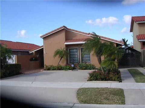 Undisclosed, Miami, FL 33175 photo 1