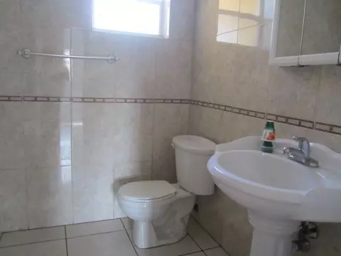 765 W 72 Pl, Hialeah, FL 33014 photo 7