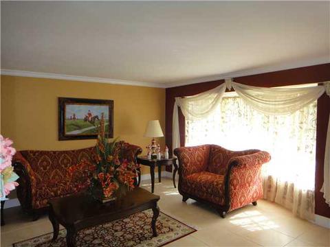 Undisclosed, Hialeah, FL 33014 photo 4