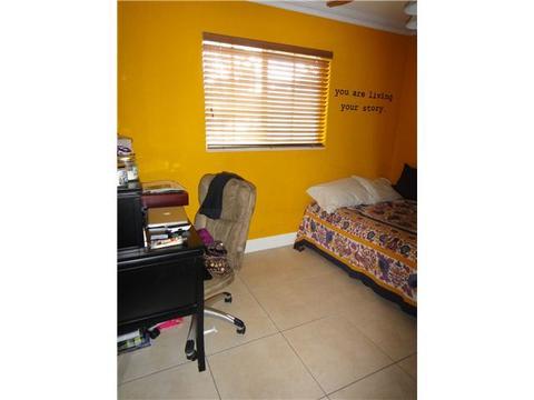 Undisclosed, Hialeah, FL 33014 photo 13