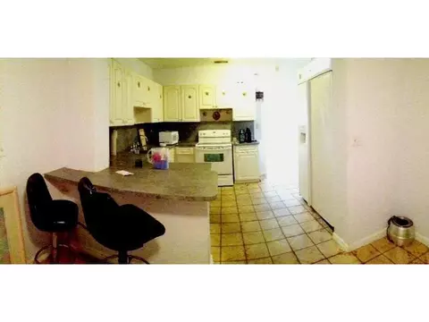 841 NW 115 St, Miami, FL 33168 photo 8