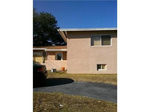 Undisclosed, Miami, FL 33179 photo 1