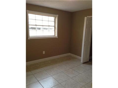 568 E 35 St, Hialeah, FL 33013 photo 7