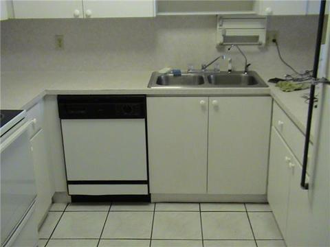 1900 W 68 St #A401, Hialeah, FL 33014 photo 7