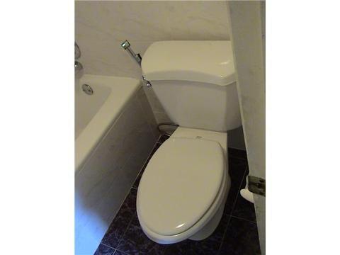 1900 W 68 St #A401, Hialeah, FL 33014 photo 11