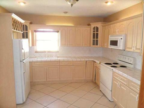 220 E 58 St, Hialeah, FL 33013 photo 2