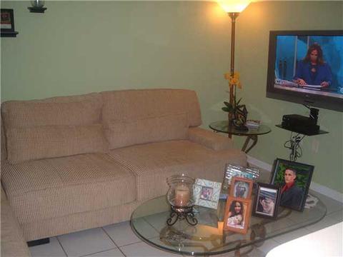 Undisclosed, Hialeah, FL 33012 photo 4