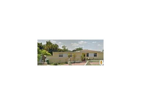 Undisclosed, Hialeah, FL 33013 photo 1