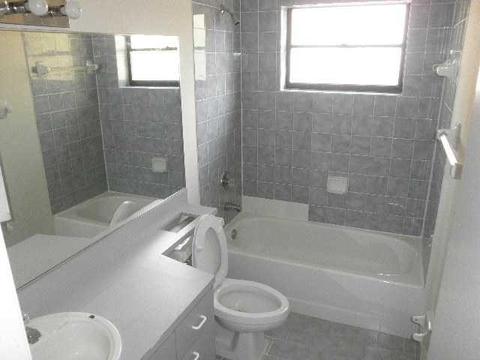 Undisclosed, Miami, FL 33196 photo 10
