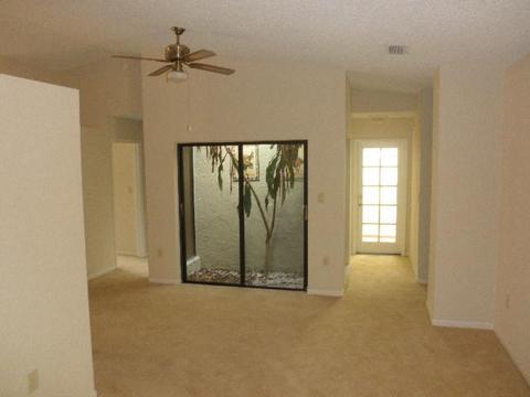 Undisclosed, Miami, FL 33196 photo 2