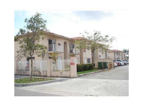 350 E 5 St #203, Hialeah, FL 33010 photo 1