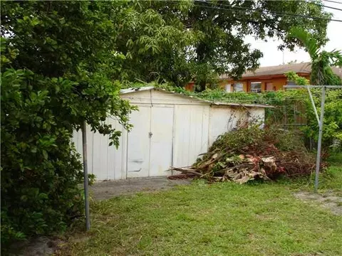134 W 6 St, Hialeah, FL 33010 photo 9