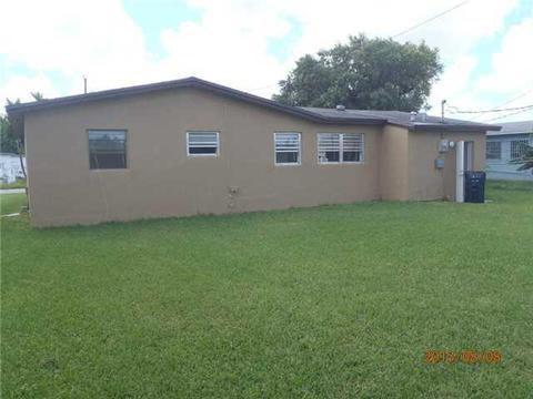Undisclosed, Miami, FL 33170 photo 9
