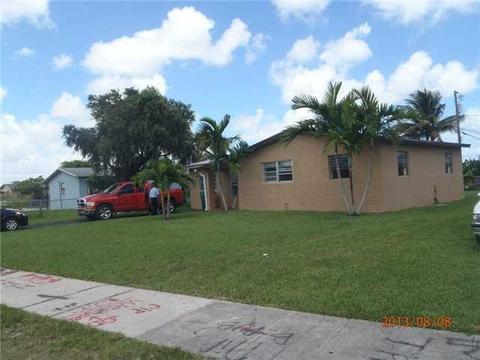 Undisclosed, Miami, FL 33170 photo 7