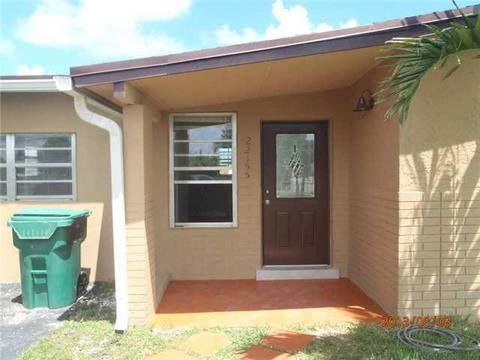 Undisclosed, Miami, FL 33170 photo 1