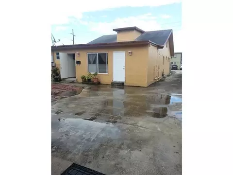 117 E 10 St, Hialeah, FL 33010 photo 2