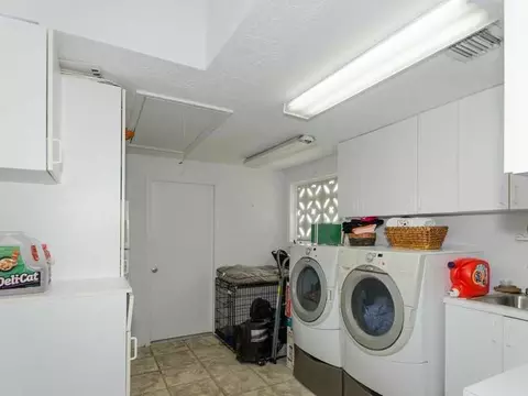 145 Deer Rn, Miami Springs, FL 33166 photo 17
