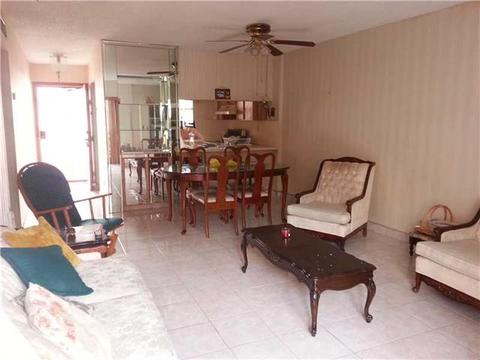 460 E 23 St #315, Hialeah, FL 33013 photo 2