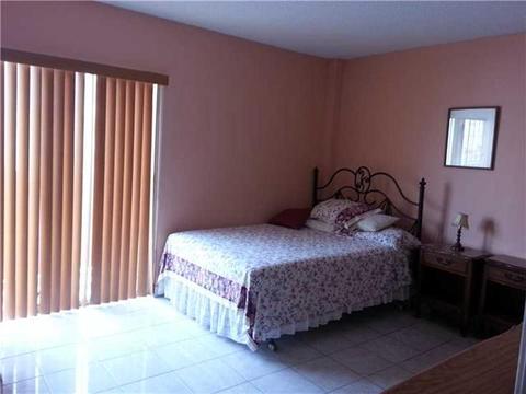 460 E 23 St #315, Hialeah, FL 33013 photo 3