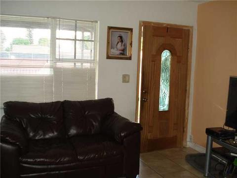 Undisclosed, Hialeah, FL 33013 photo 3
