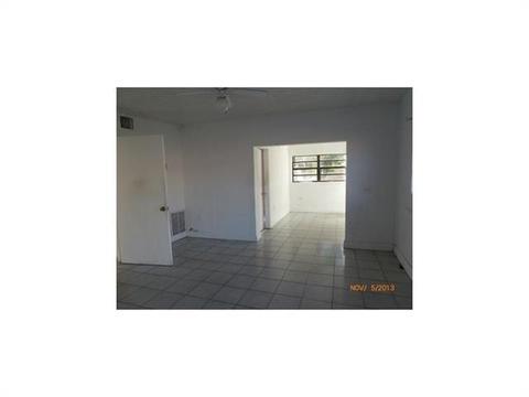 540 E 49 St, Hialeah, FL 33013 photo 9