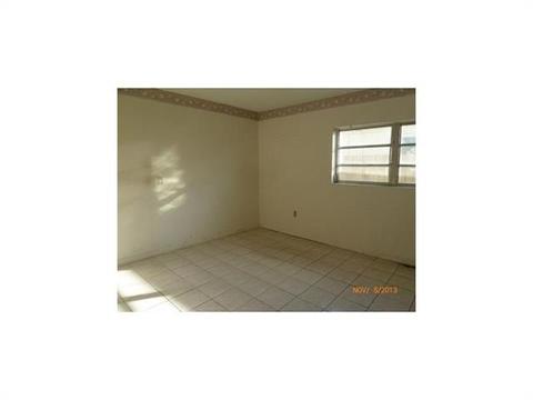 540 E 49 St, Hialeah, FL 33013 photo 14