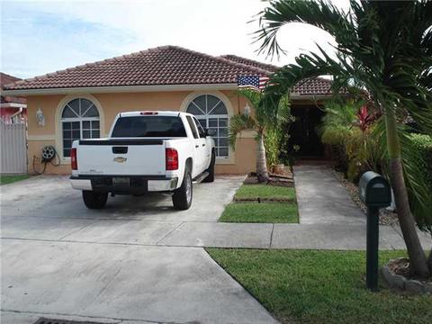 Undisclosed, Miami, FL 33175 photo 2