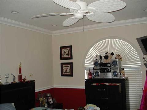 Undisclosed, Miami, FL 33175 photo 23