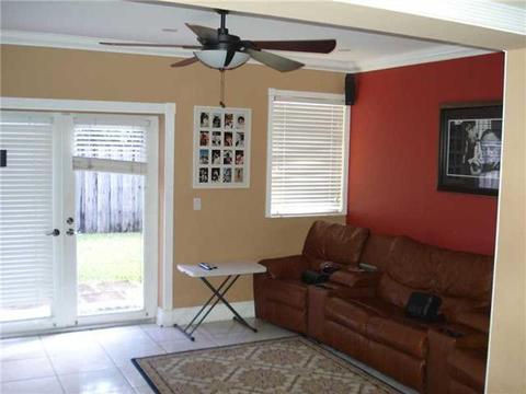 Undisclosed, Miami, FL 33175 photo 13