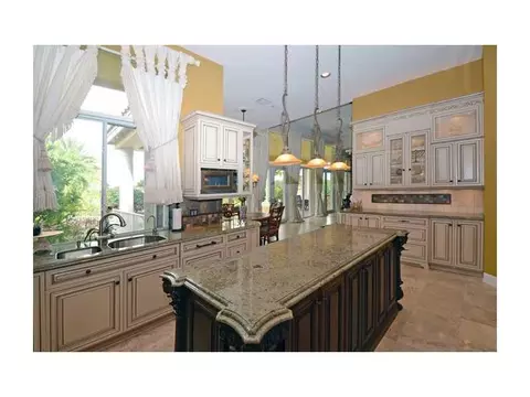 Undisclosed, Weston, FL 33331 photo 12