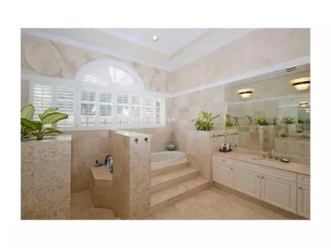 Undisclosed, Weston, FL 33331 photo 9