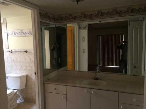 2425 W 76 St #103, Hialeah, FL 33016 photo 12