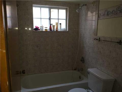 2425 W 76 St #103, Hialeah, FL 33016 photo 4