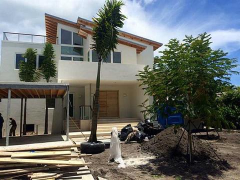 381 Beechwood Dr, Key Biscayne, FL 33149 photo 2