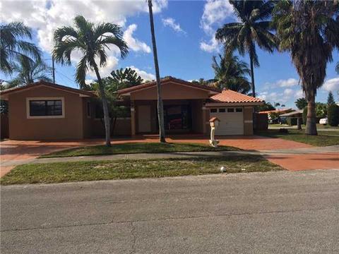 Undisclosed, Hialeah, FL 33012 photo 1