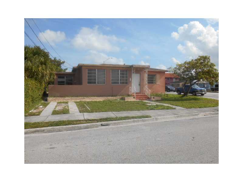 4915 E 2 Ave, Hialeah, FL 33013 photo 1