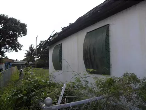 366 E 46 St, Hialeah, FL 33013 photo 2