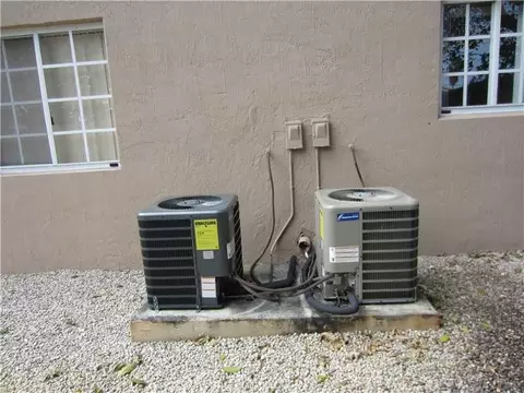 20 E 41 St, Hialeah, FL 33013 photo 9