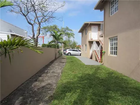 20 E 41 St, Hialeah, FL 33013 photo 6