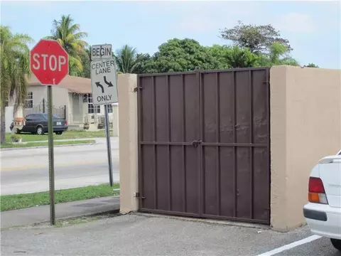 20 E 41 St, Hialeah, FL 33013 photo 5