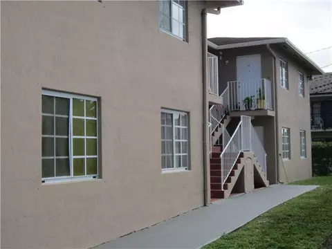 20 E 41 St, Hialeah, FL 33013 photo 2