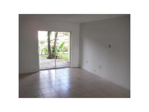 Undisclosed, Hialeah, FL 33016 photo 2