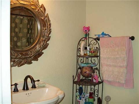 Undisclosed, Miami, FL 33193 photo 19
